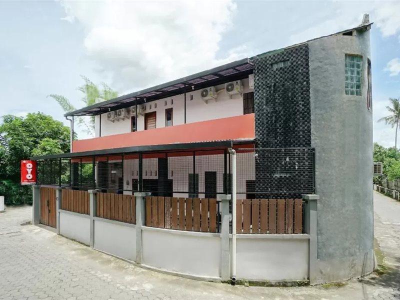 Reddoorz Syariah At Falisha Umy Ngabean Eksteriør billede